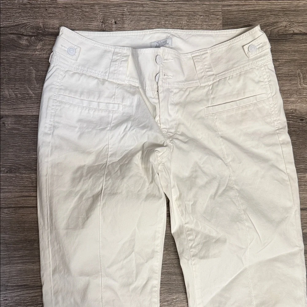 7 For All Mankind White Women's Shorts